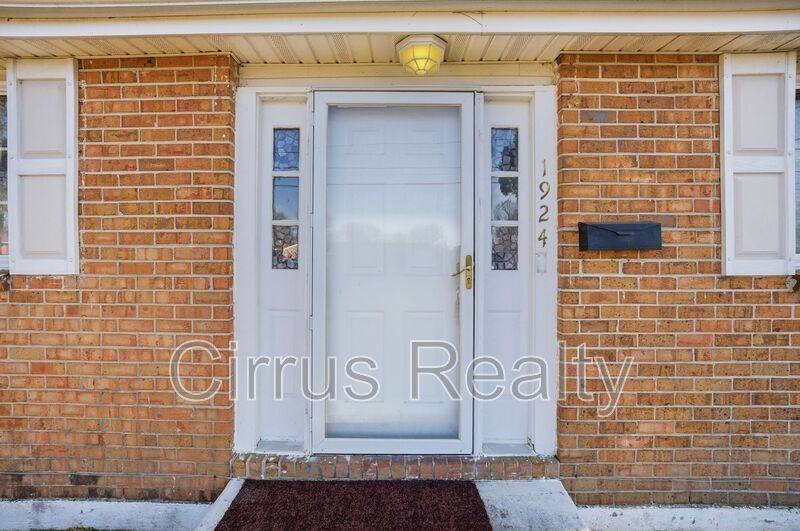 1924 Zinzer Rd - Photo 3 of 43