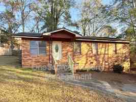 featured image of 209 Earnest St