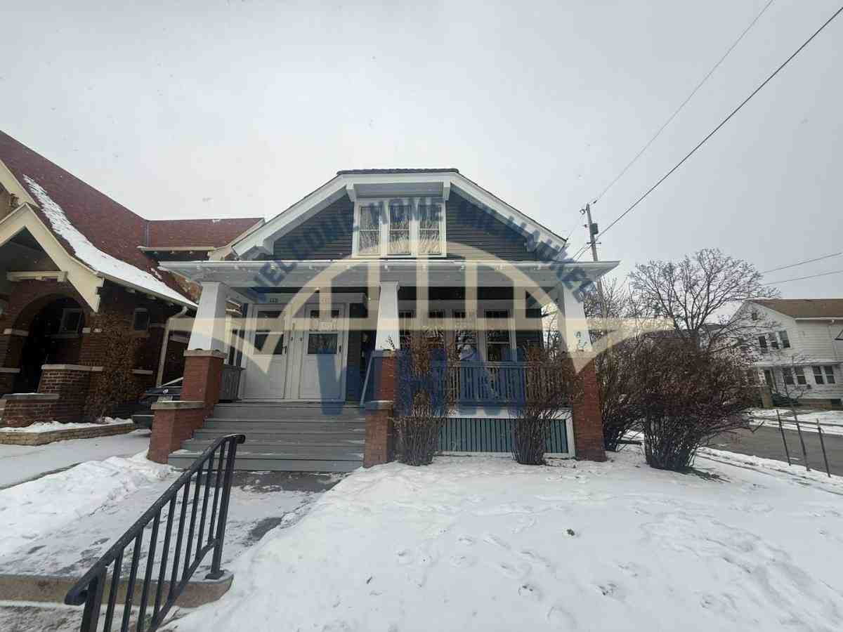 642 E Conway St - Photo 2 of 10