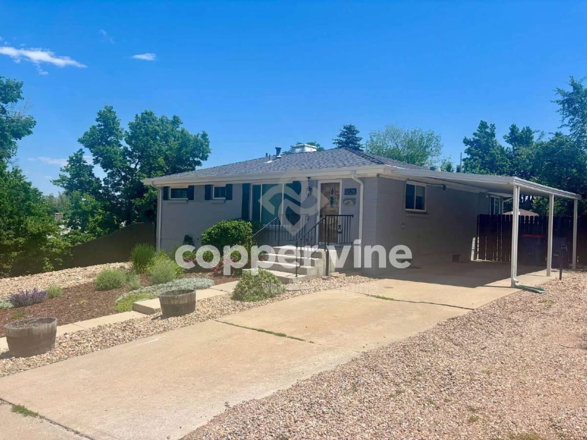 6628 Eaton St - Photo 2 of 10