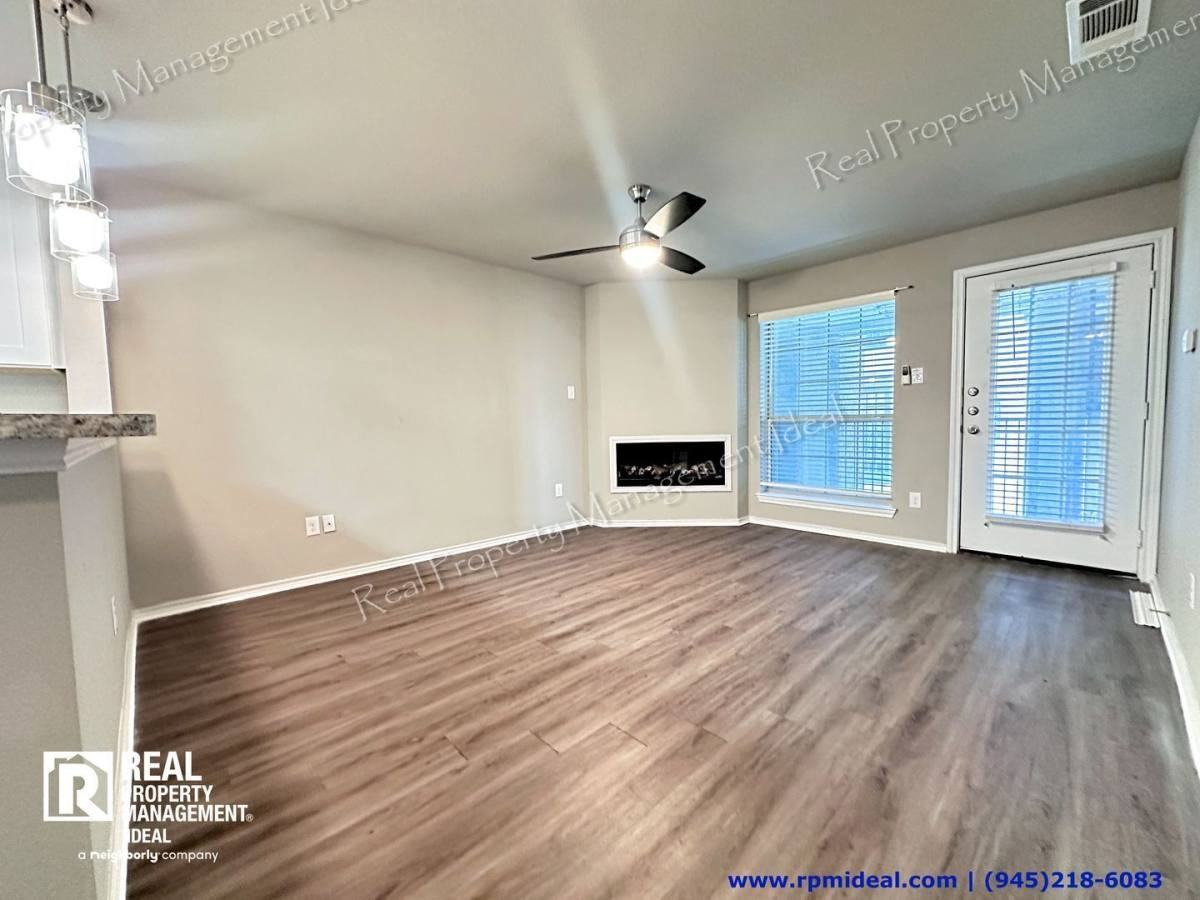 6108 Abrams Rd #512 - Photo 6 of 10