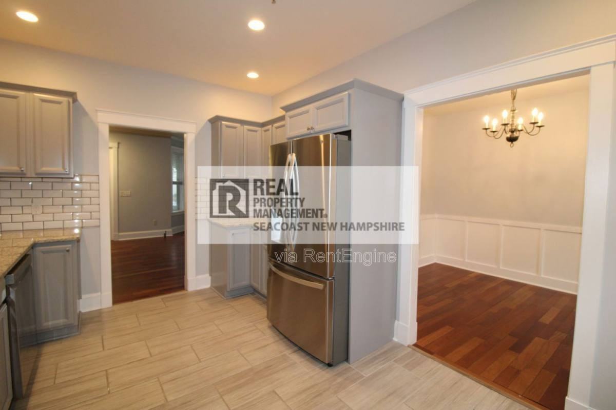 586 Central Ave - Photo 3 of 10