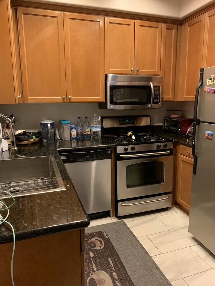 1500 Pine Ave #0 - Photo 4 of 16