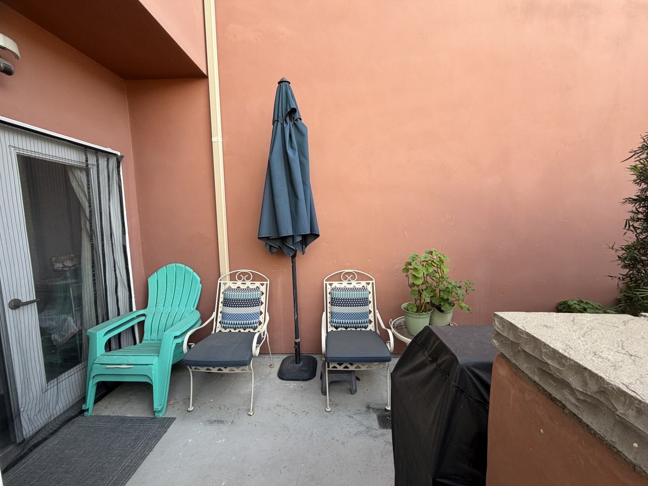 1500 Pine Ave #0 - Photo 7 of 16