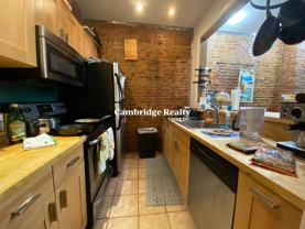 204 Northampton St #1T - Photo 1 of 1