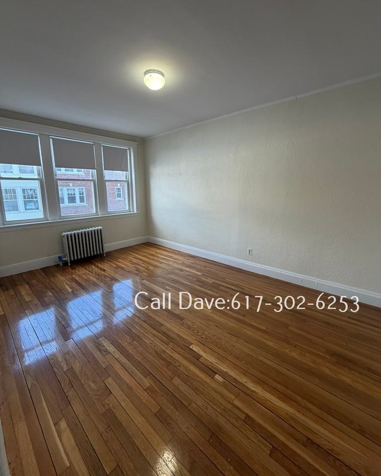 1800 Commonwealth Ave #8 - Photo 3 of 21