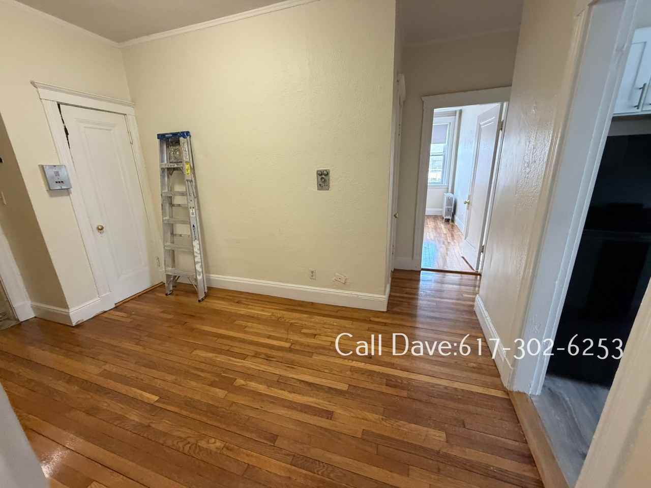 1800 Commonwealth Ave #8 - Photo 5 of 21