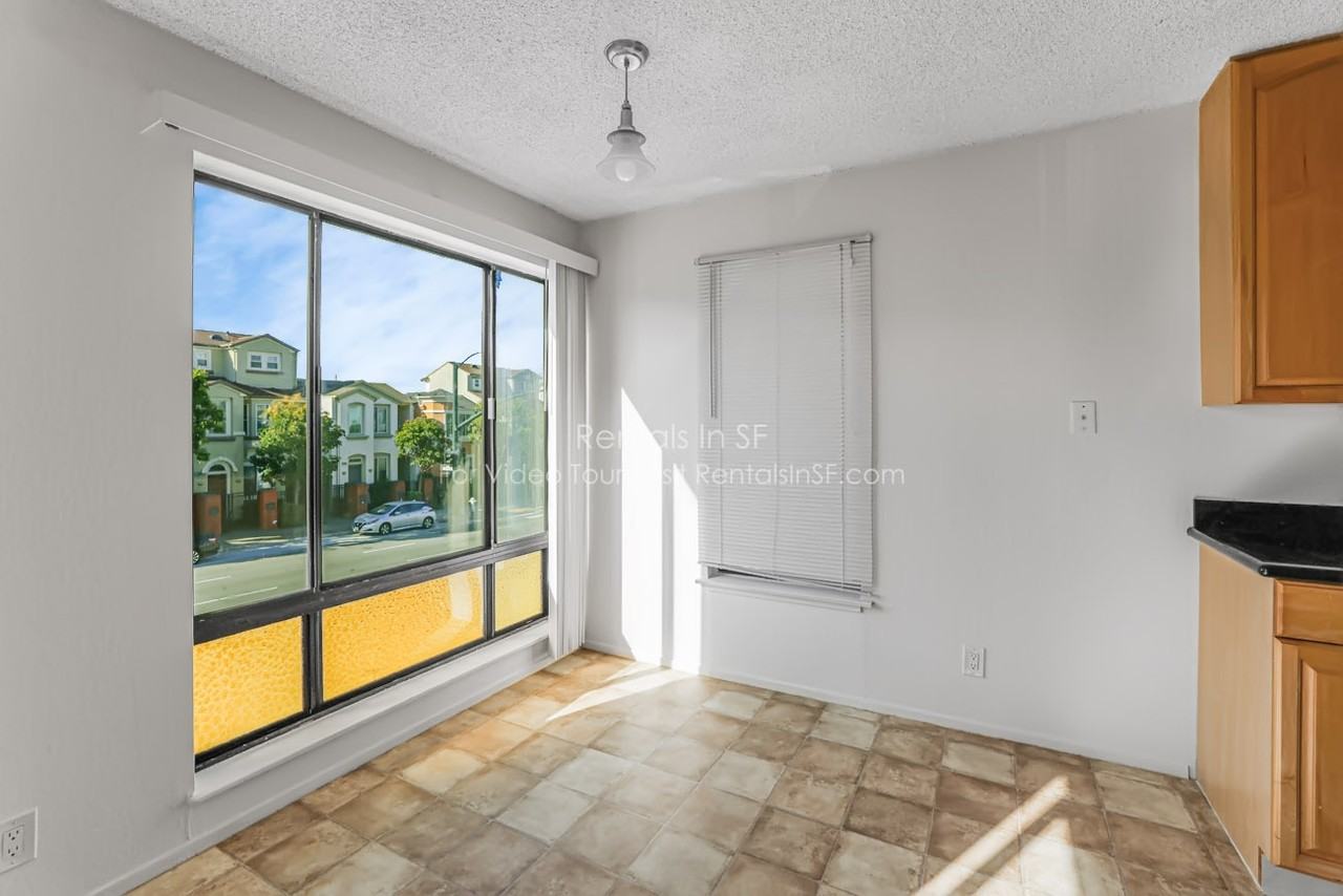 1710 19th Ave #4 - Photo 5 of 15