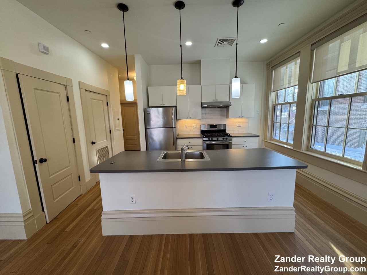 10 Linwood St #3 - Photo 4 of 16