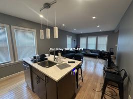 featured image of 31 Thurston St #1