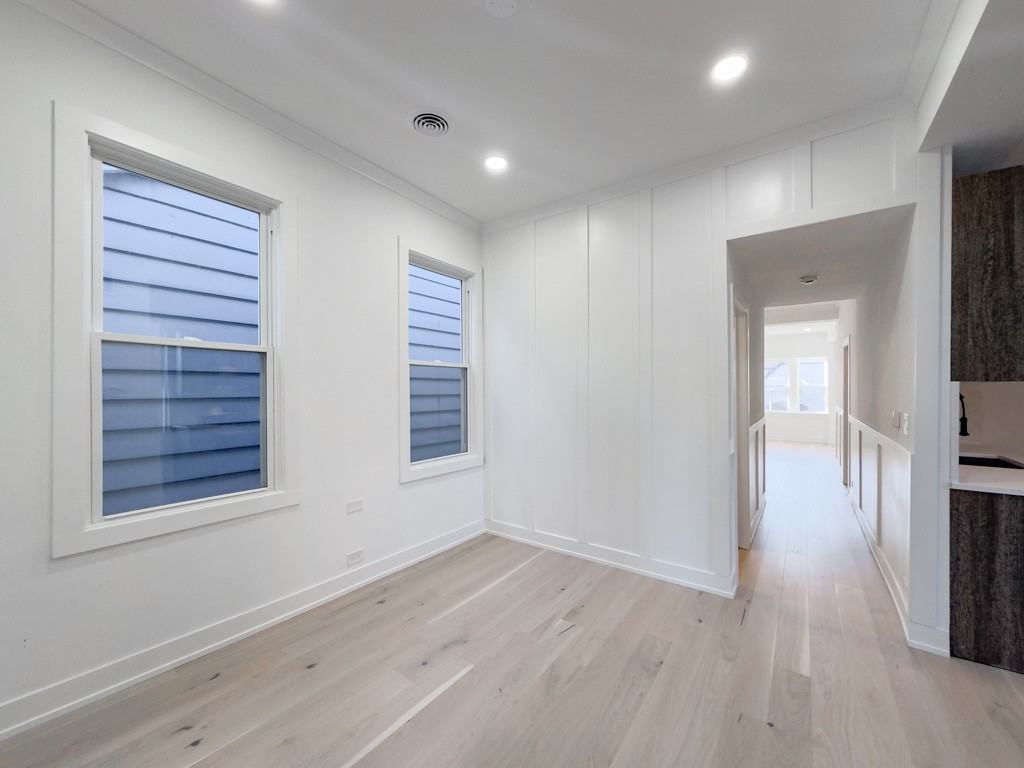 2127 N Bingham St #9Q - Photo 6 of 20