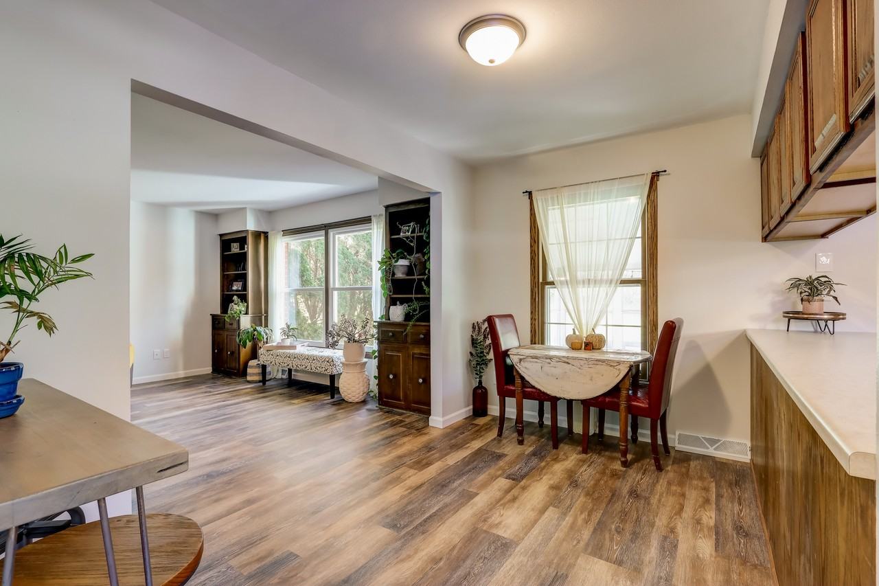 16450 Dane Ct E #16450 - Photo 7 of 30