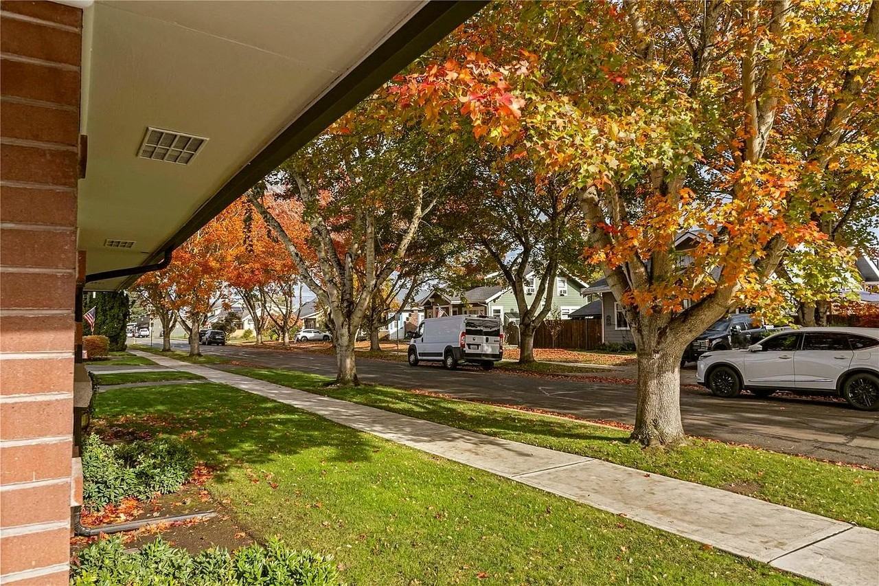 808 Ryan Ave - Photo 6 of 6