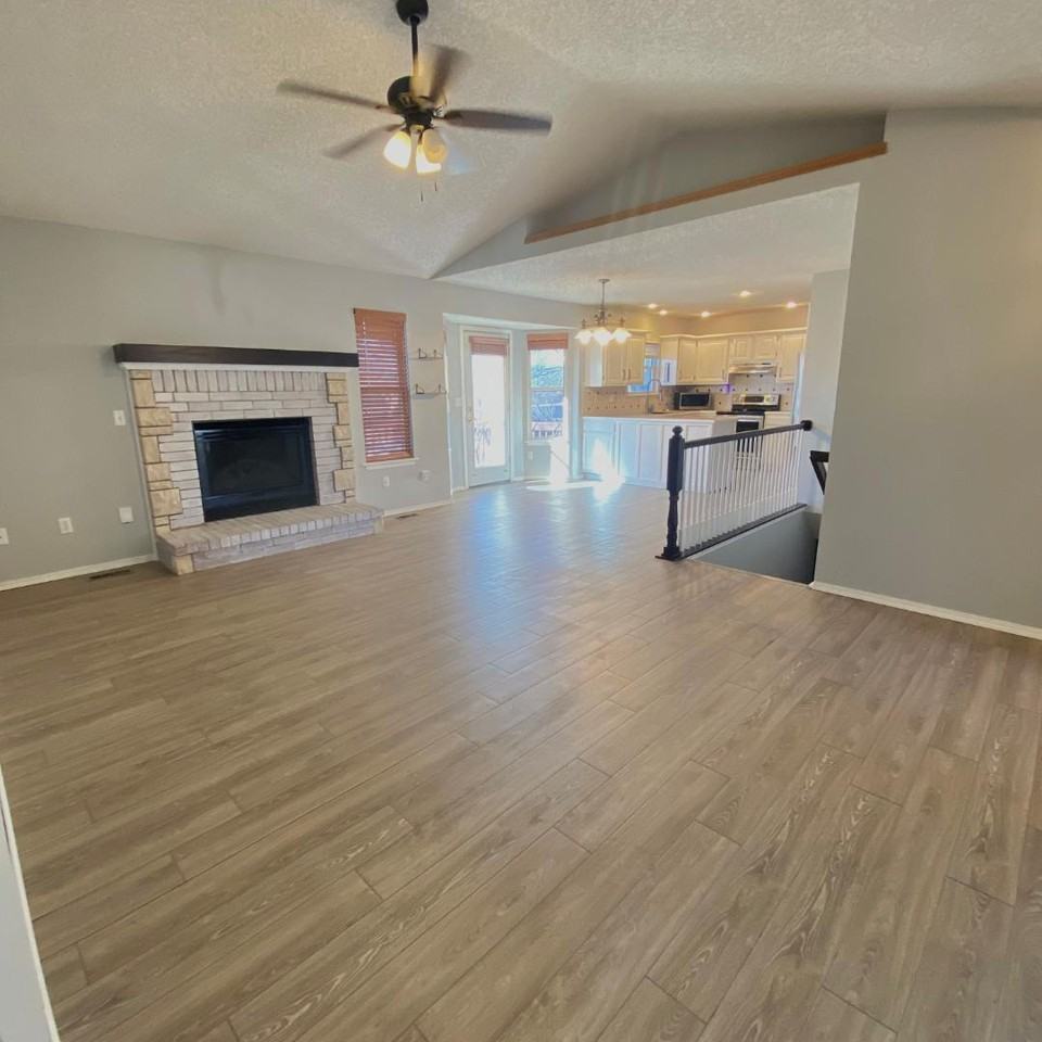 4811 E Willow Point Ct - Photo 4 of 20