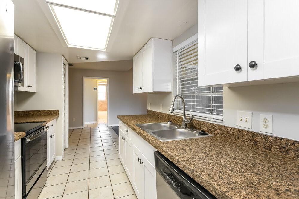 9124 Palos Verde Dr - Photo 7 of 16