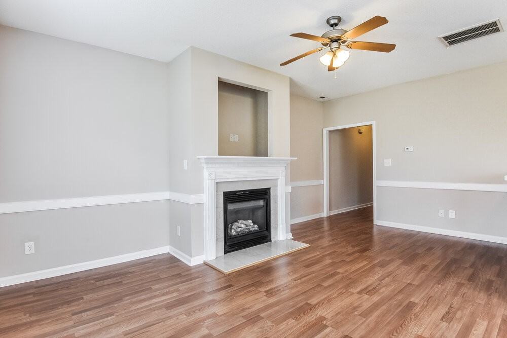 7004 Paint Rock Ln - Photo 4 of 16