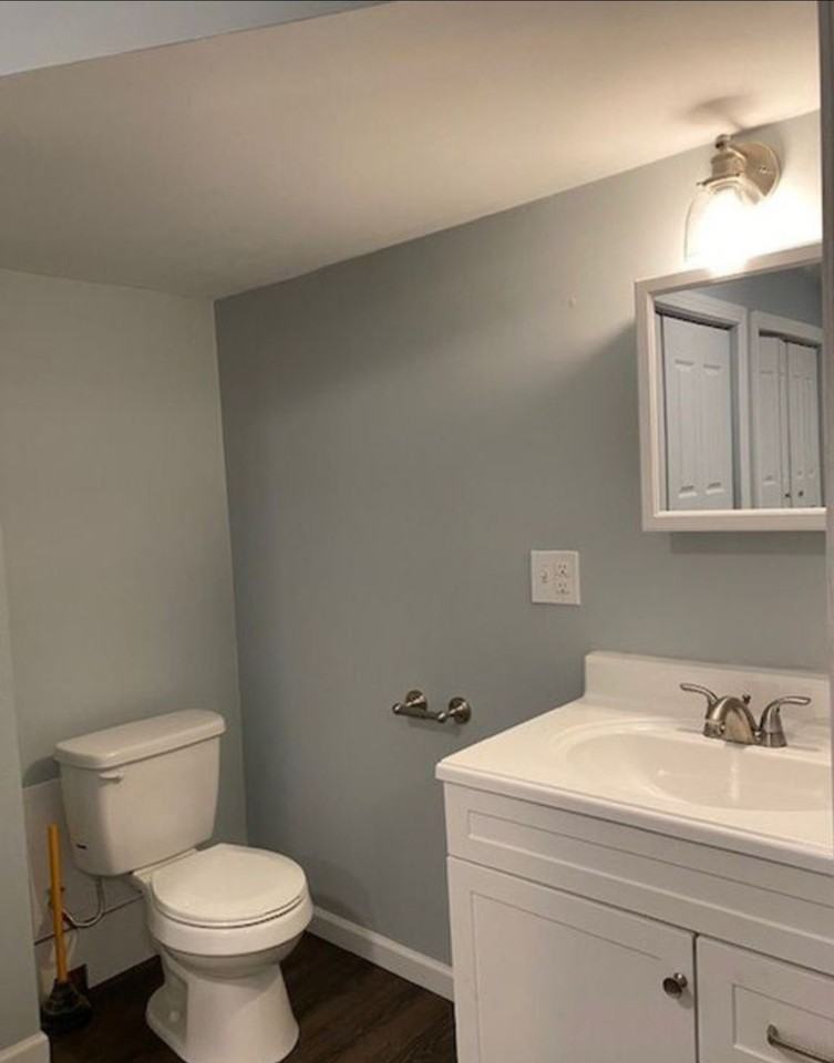 345 S Front St #4 - Photo 5 of 10