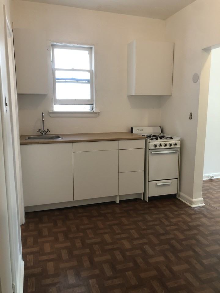 123 Waverley Road #3 - Photo 3 of 6