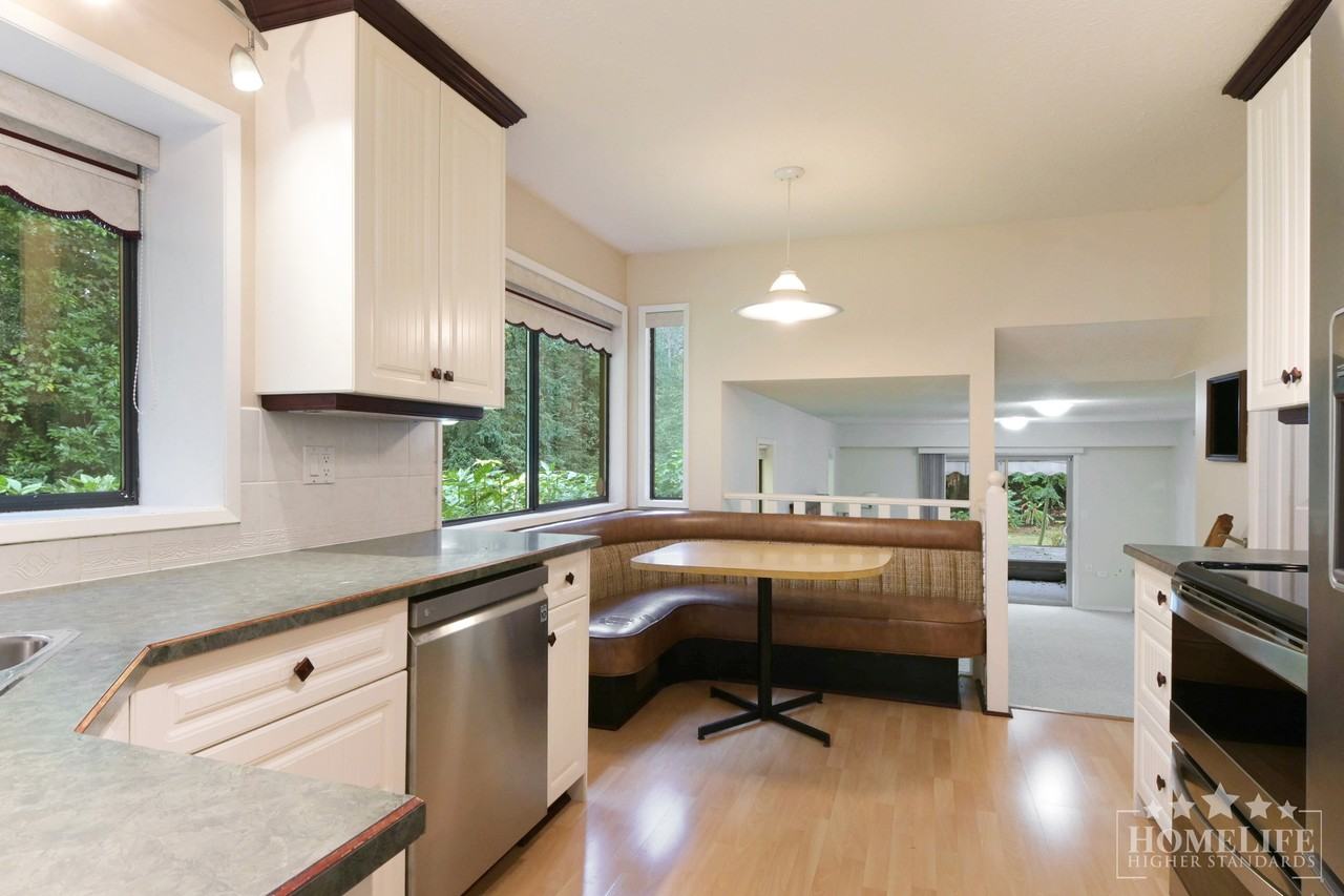 2088 180 St - Photo 7 of 23