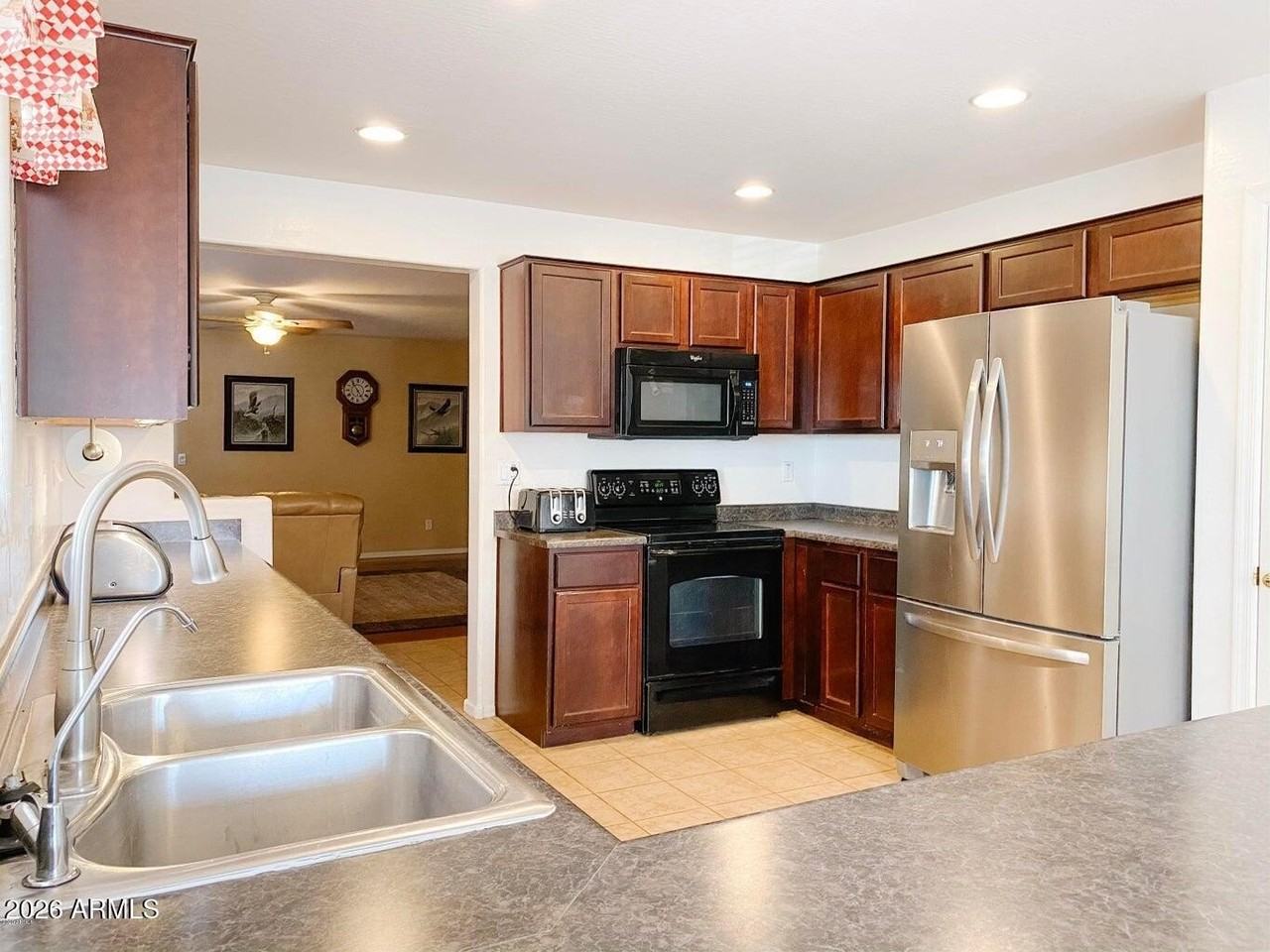 25006 W Hidalgo Dr - Photo 2 of 14