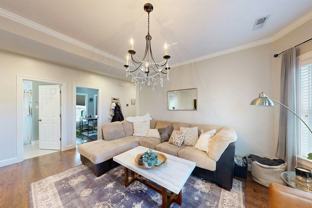 38 38 Pearl 3 - Photo 1 of 1