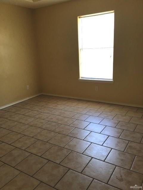 3612 W Zelma St Apt 4 #4 - Photo 6 of 7