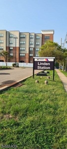 28 W Elizabeth Ave - Photo 5 of 19