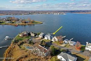 featured image of 91 Cayuga Ave