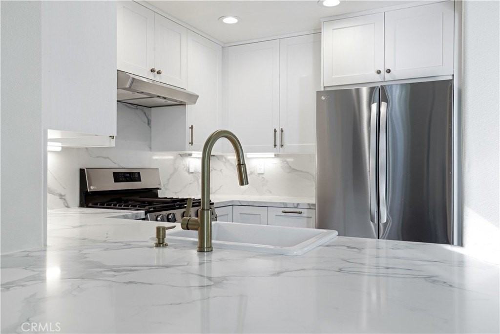 19 Garrison Loop - Photo 3 of 21