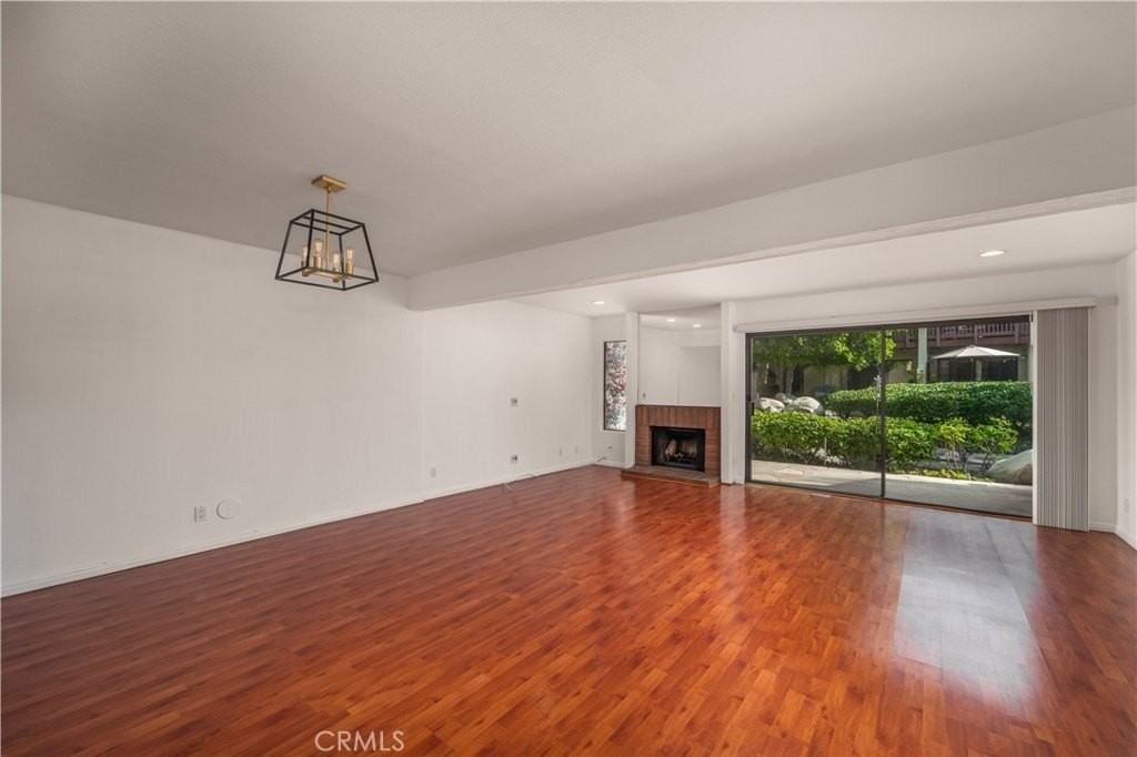 5720 Owensmouth Ave #126 - Photo 4 of 29