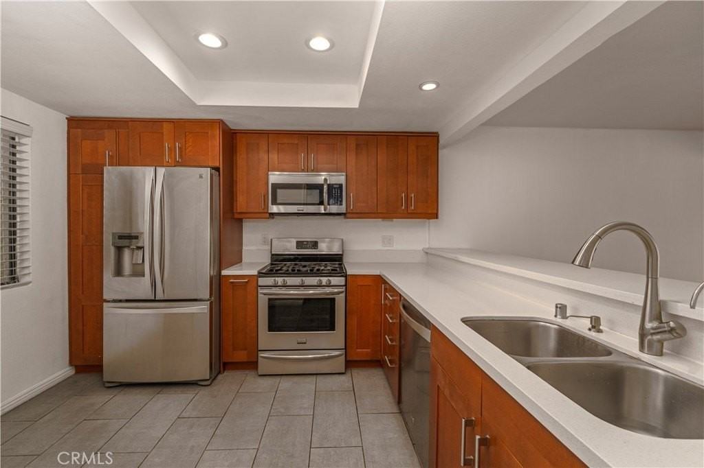 5720 Owensmouth Ave #126 - Photo 7 of 29