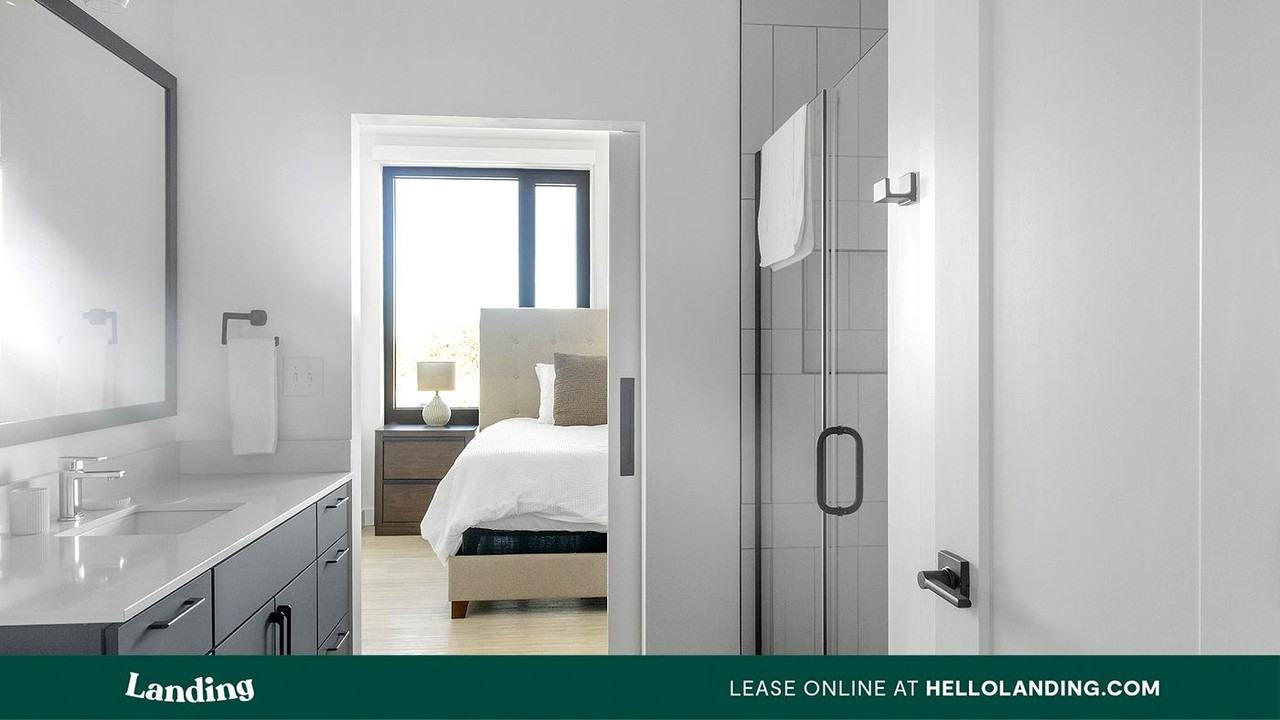 1007 S Mint St - Photo 5 of 50