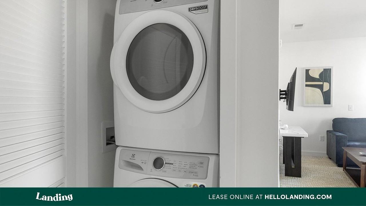 1007 S Mint St - Photo 6 of 50