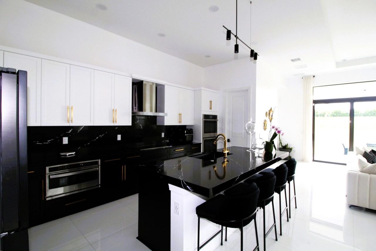 10195 Sw Latium Way - Photo 4 of 26