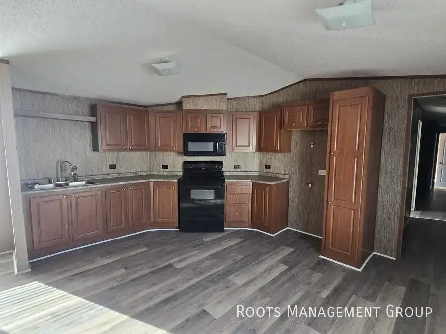 1146 Wildwood Dr #158 - Photo 7 of 22