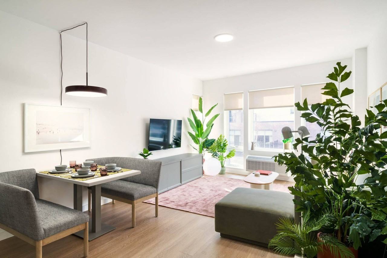 The Devan - Photo 6 of 50