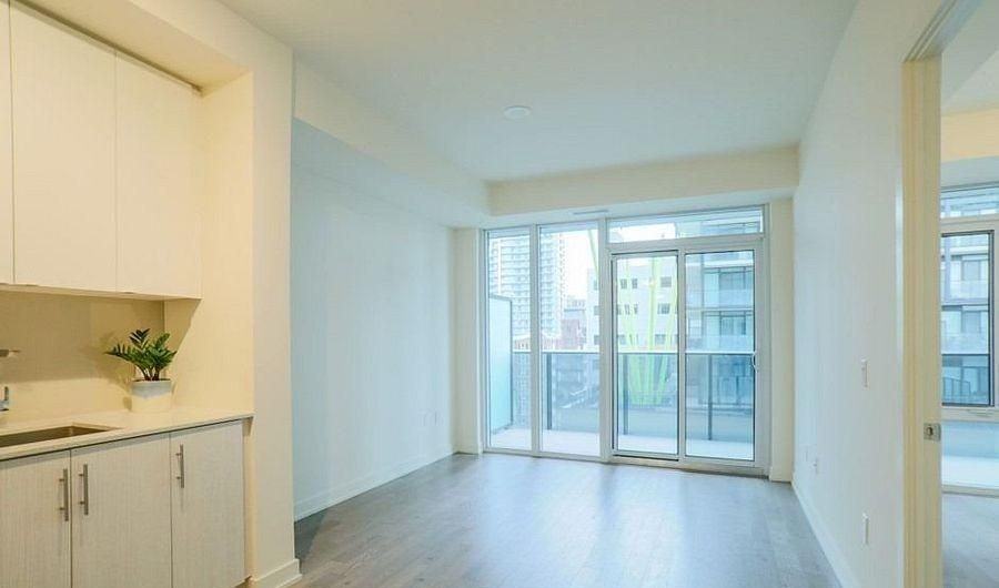 330 Richmond Street West #902 - Photo 6 of 13