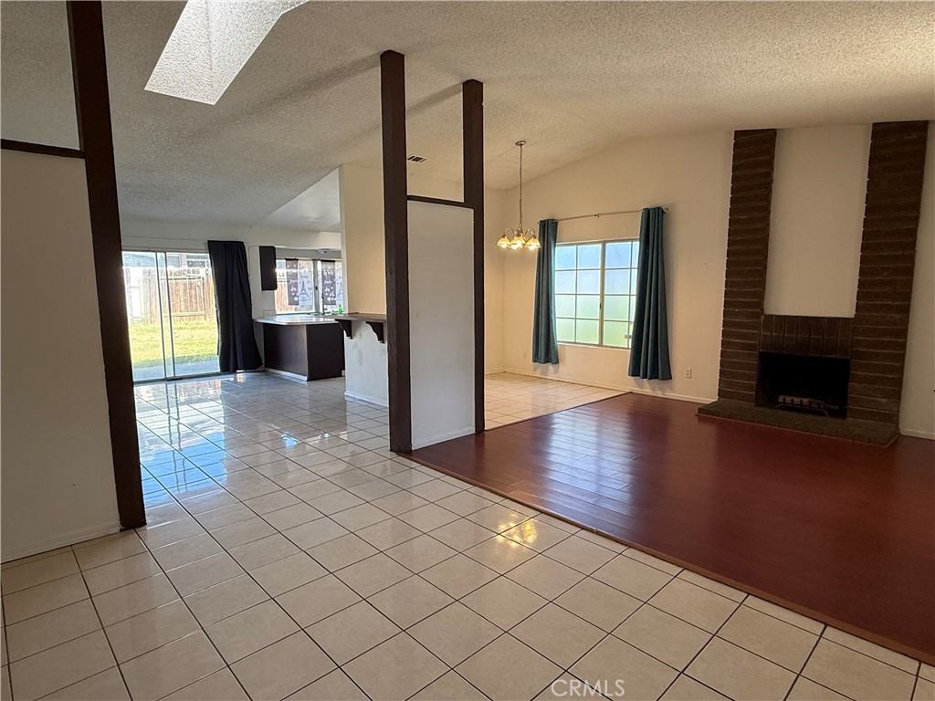 23850 Suncrest Ave #23850 - Photo 4 of 39