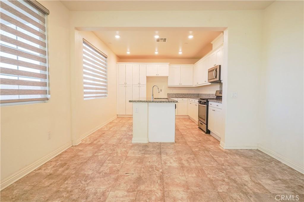 12564 Wycliff Ln #12564 - Photo 2 of 48