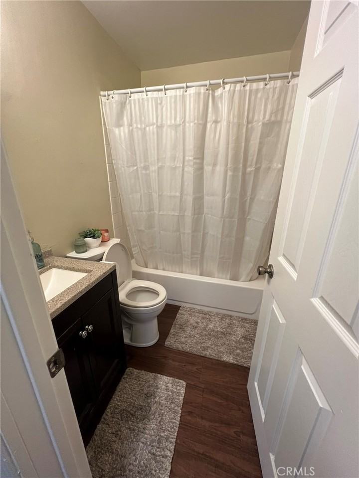 221 N San Gabriel Ave #221D - Photo 4 of 8