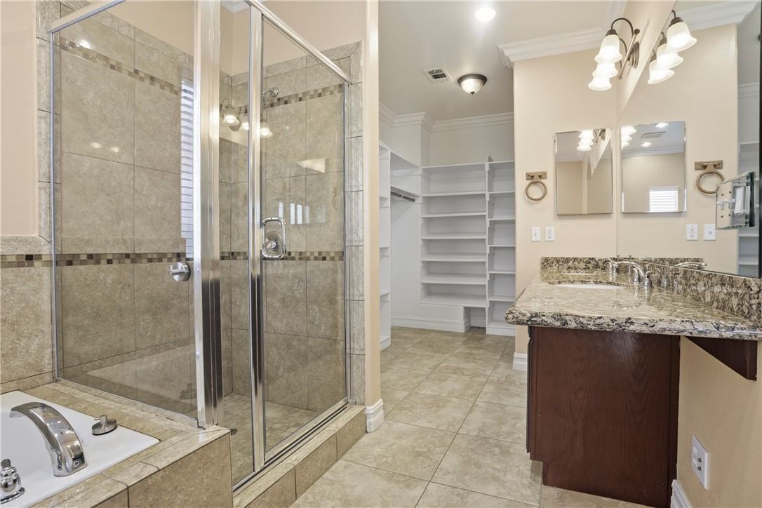 12712 Menlo Ave #12712B - Photo 5 of 14