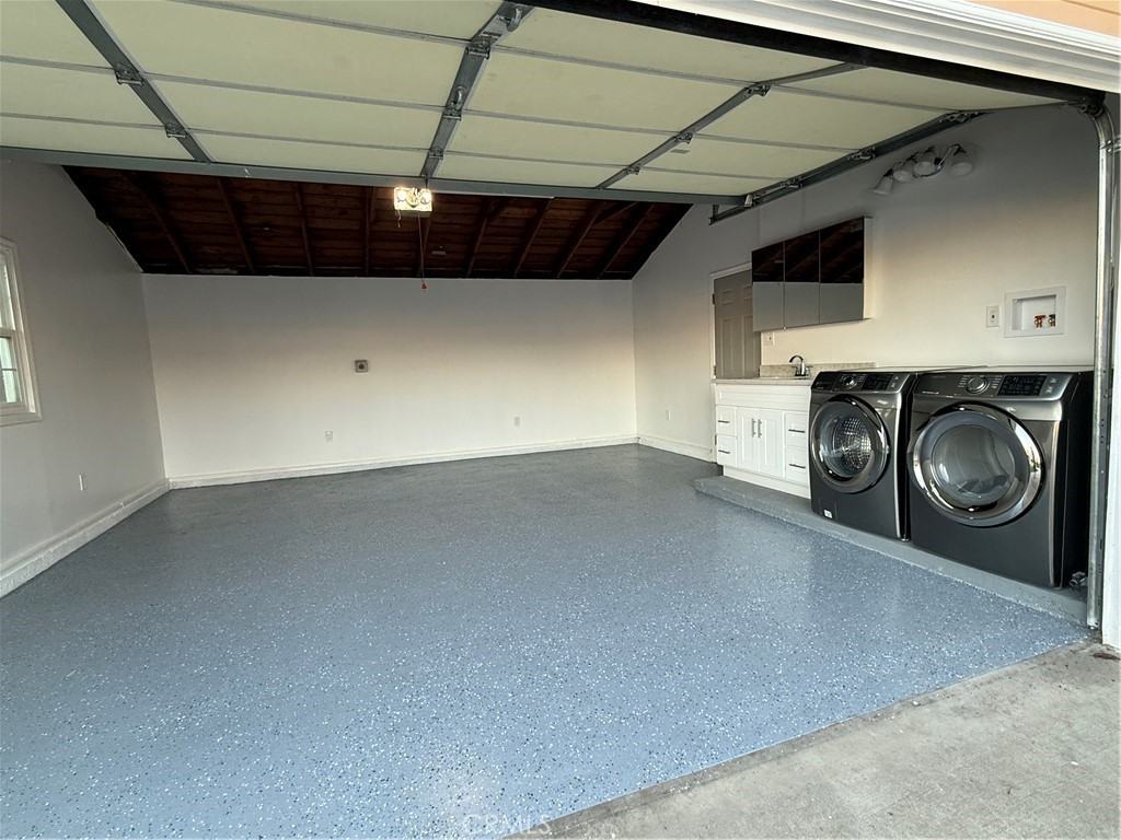 545 N Toland Ave #545 - Photo 5 of 11