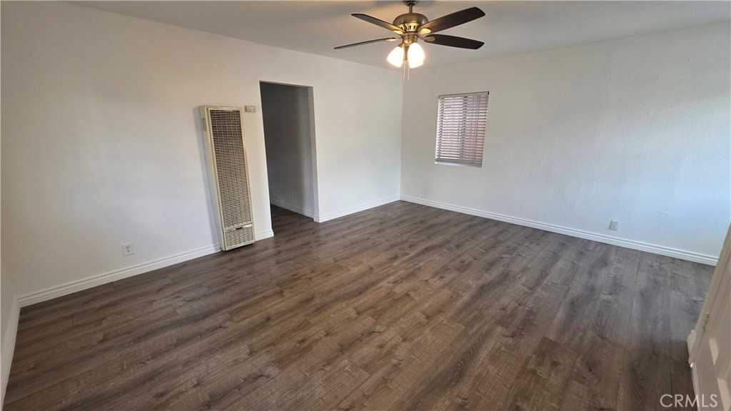 4222 Agnes Ave #4222 - Photo 4 of 23