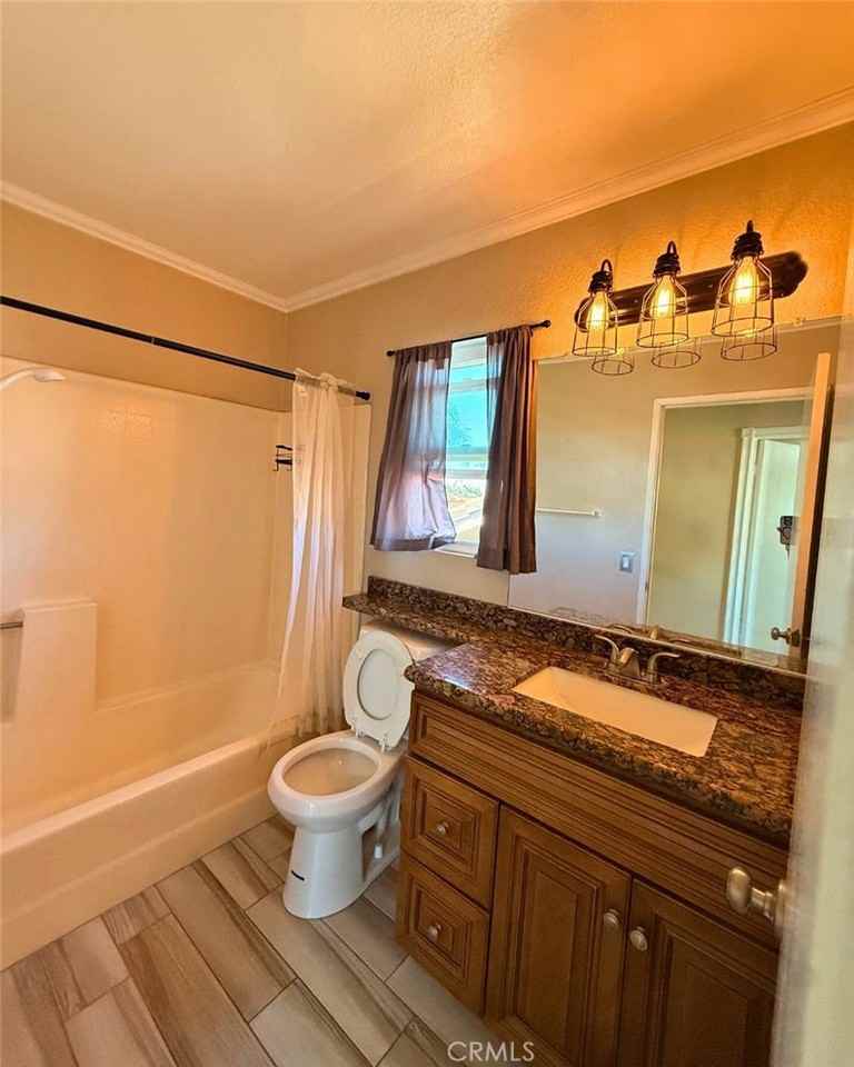 14725 Westward Dr #14725 - Photo 7 of 24