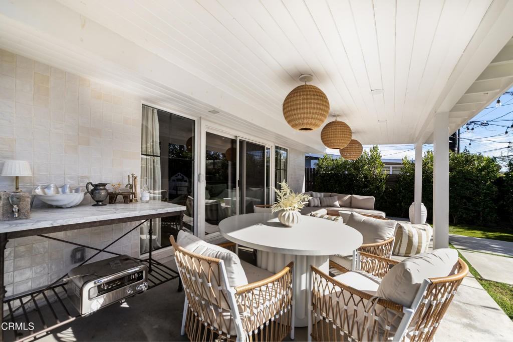 2960 Royal Oaks Dr #2960 - Photo 4 of 28