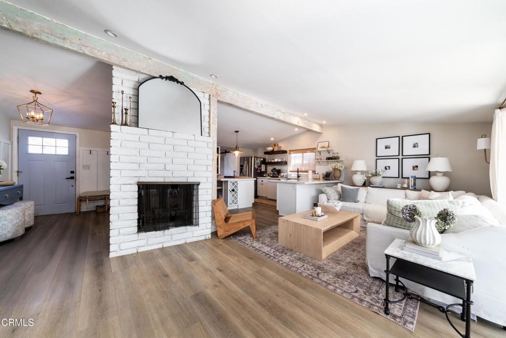 2960 Royal Oaks Dr #2960 - Photo 5 of 28