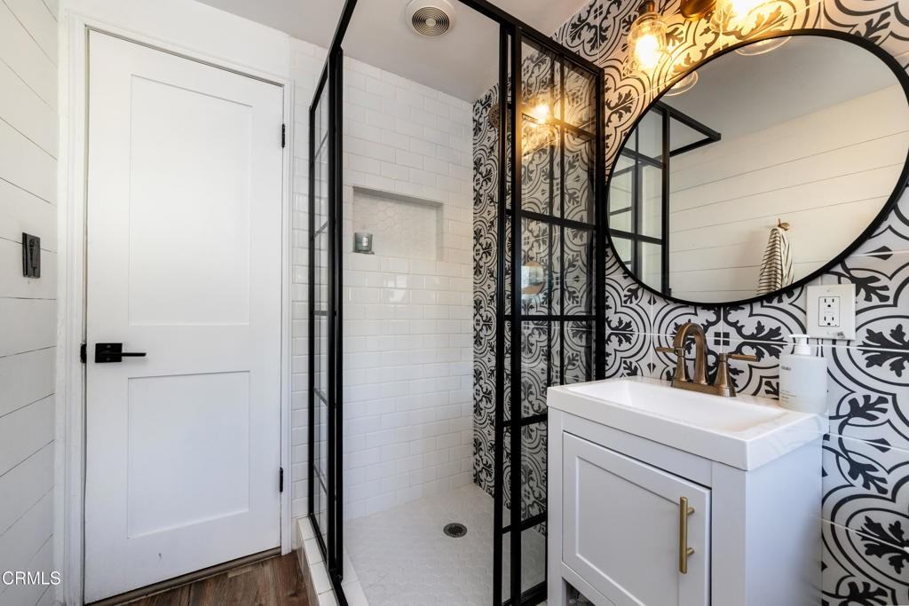 2960 Royal Oaks Dr #2960 - Photo 6 of 28