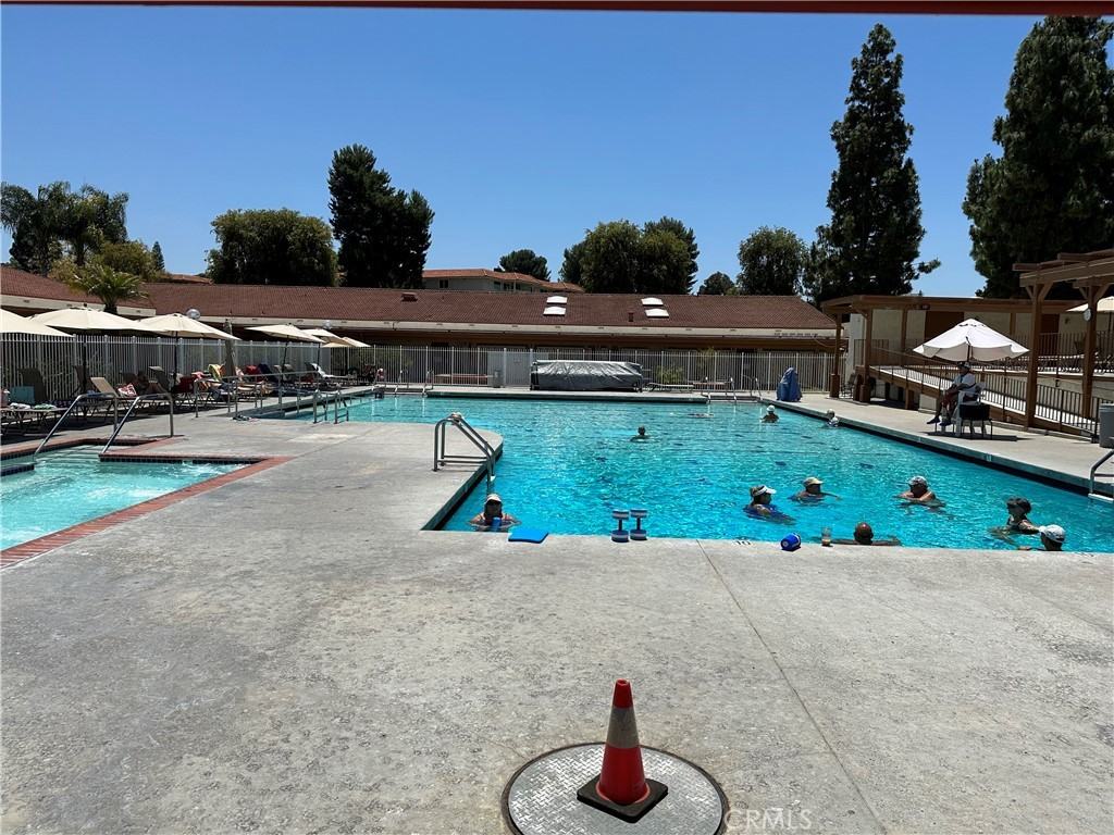 826 Via Alhambra #826Q - Photo 4 of 49