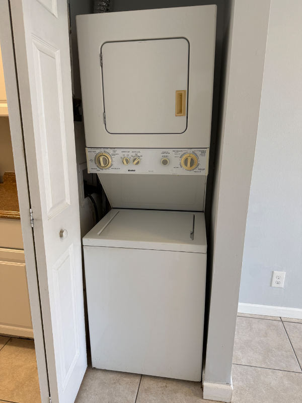 415 Swst - Photo 6 of 13