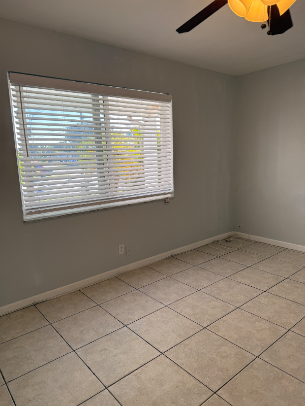 415 Swst - Photo 7 of 13